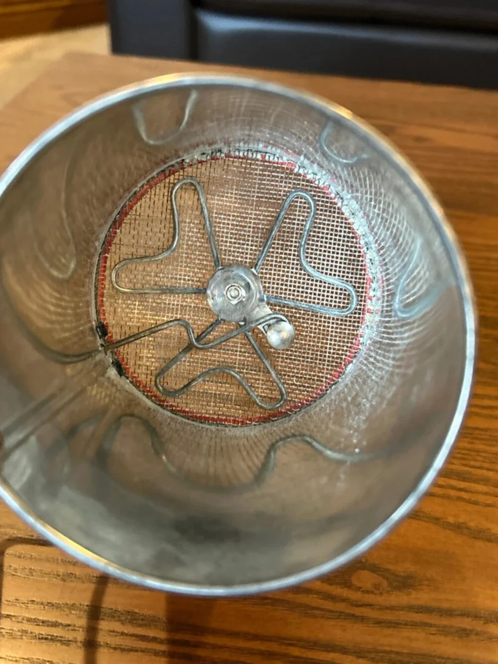 Vintage Androck 3 cup flour, sifter one hand operation